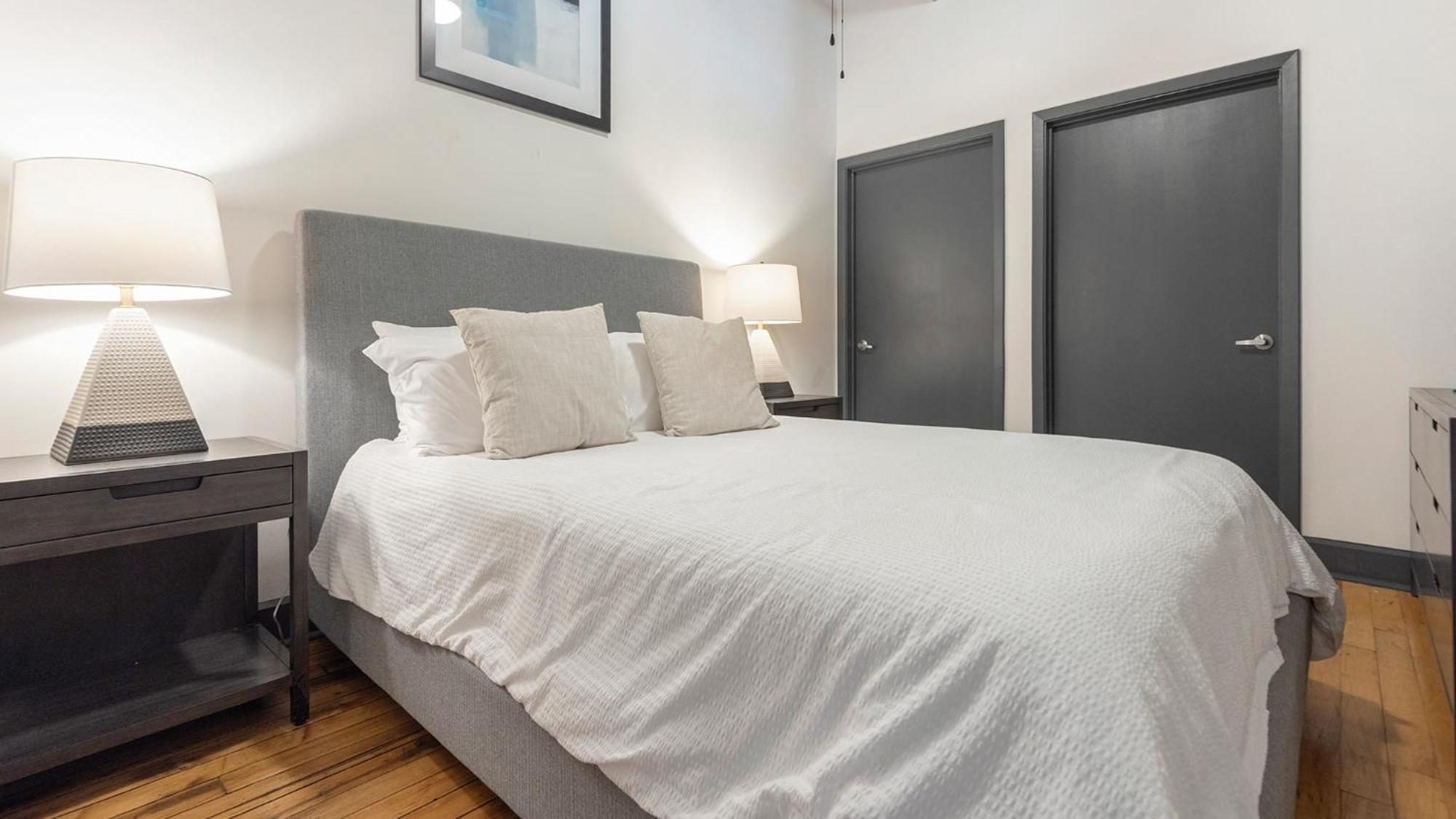 סנט לואיס Six Cord Apartments By Barsala מראה חיצוני תמונה